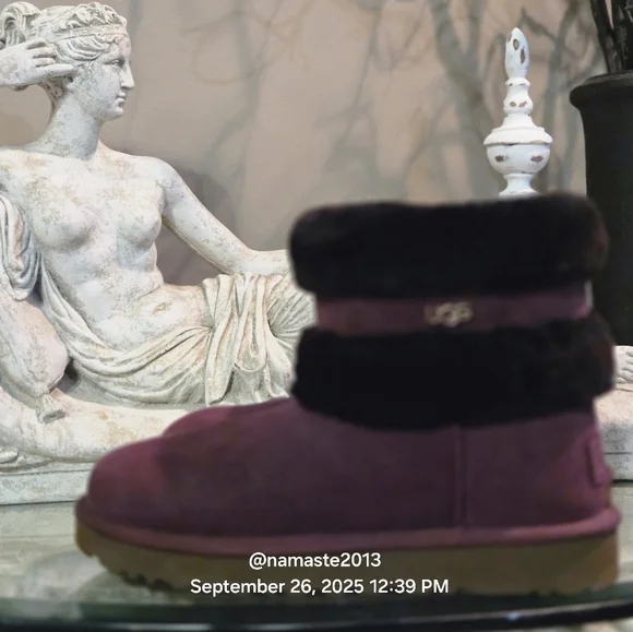 Ugg Limited Edition Fluff Mini Boots Shearling Fur Designer Fur Wool #186 - Picture 15 of 15